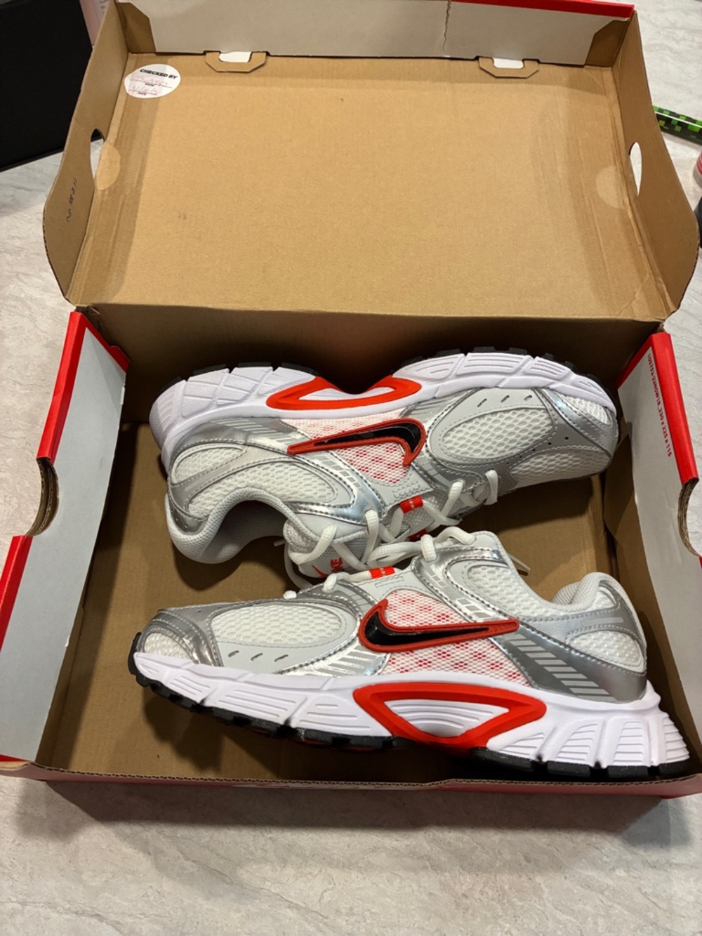 Nike Women V5 RNR